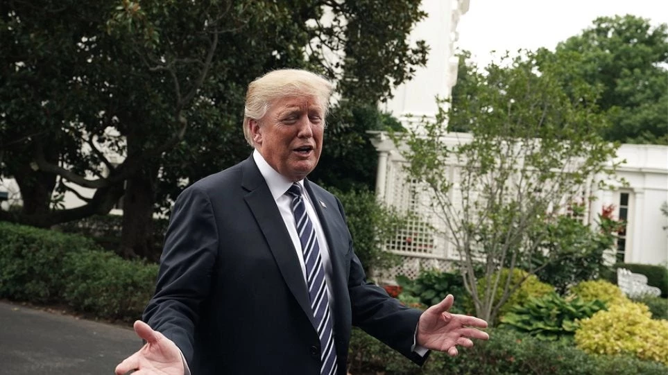 Ο Τραμπ επικροτεί τη μεταναστευτική πολιτική της Ιταλίας